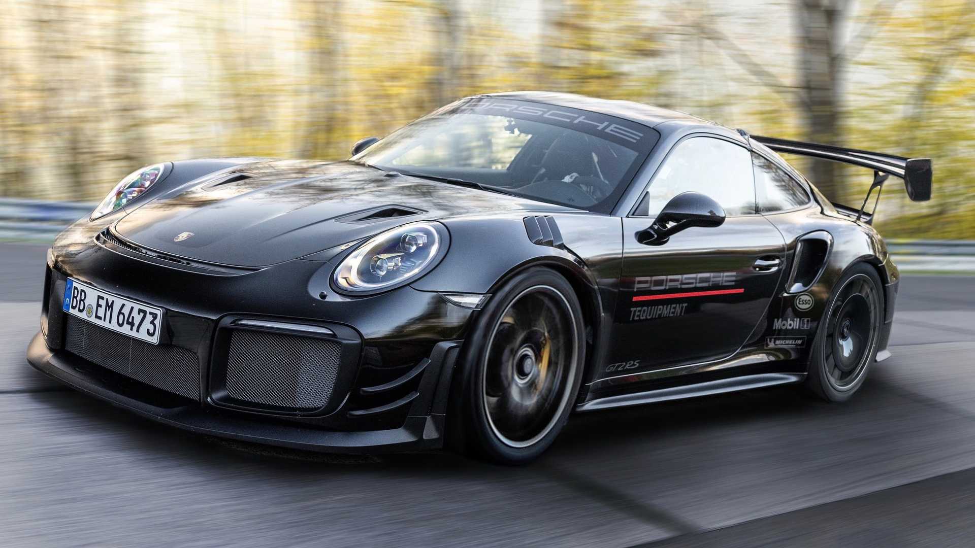 Manthey Performance Porsche 911 GT2 RS at the Nurburgring